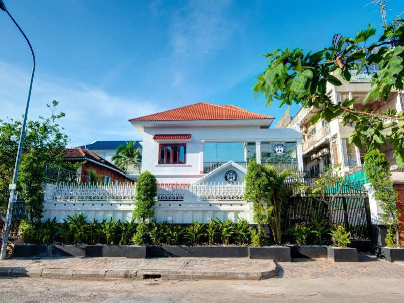 Lovely Jubbly Villa Пномпень Экстерьер фото